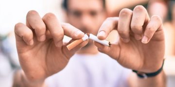 Smettere di fumare: i benefici superano i rischi legati all’aumento di peso
