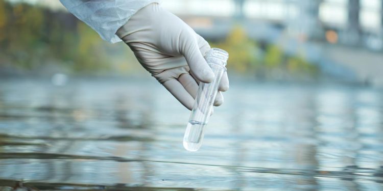 L’UE obbliga le aziende farmaceutiche a finanziare la depurazione delle acque